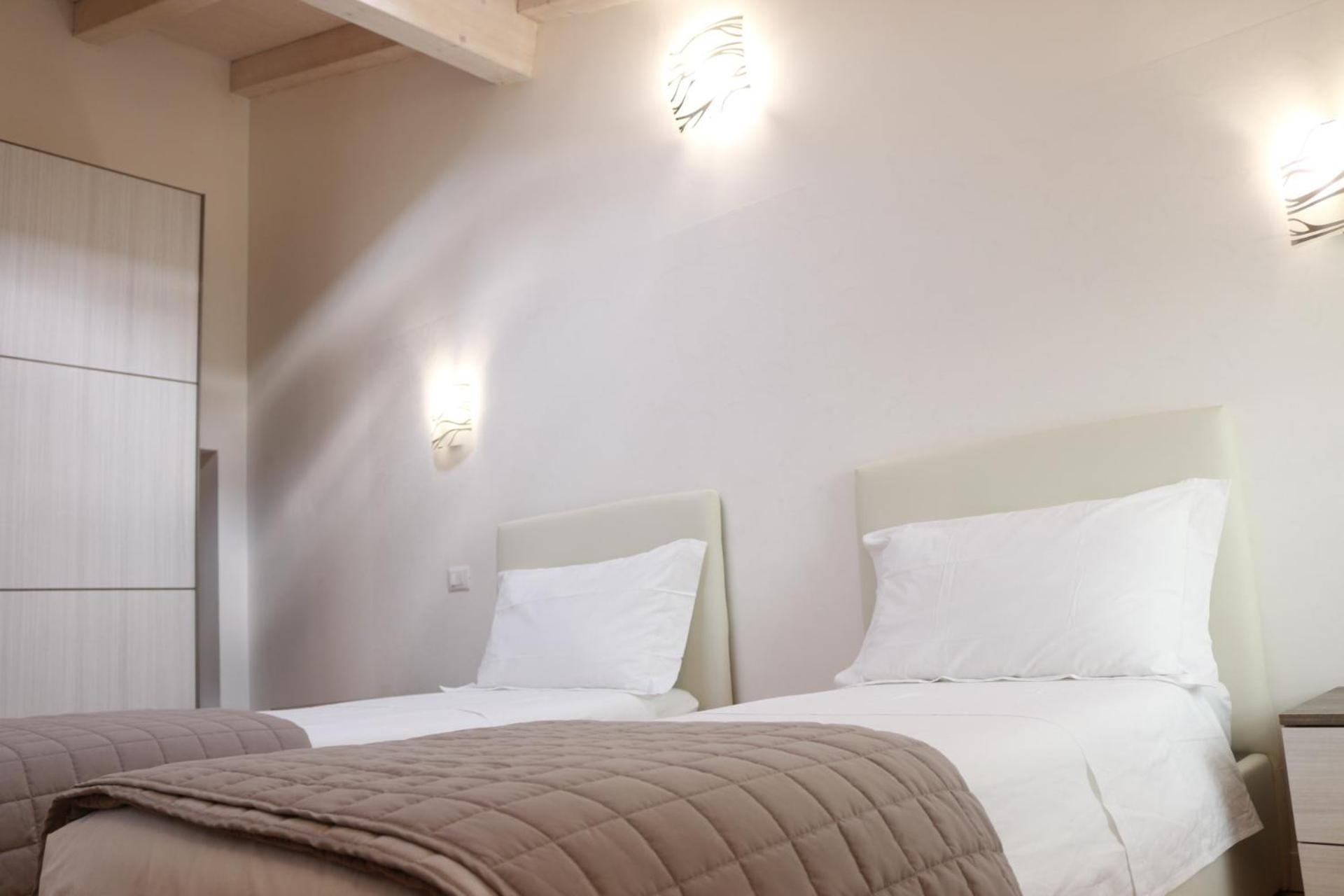 Apartament Locazione Turistica Aquila 3 Werona Zewnętrze zdjęcie